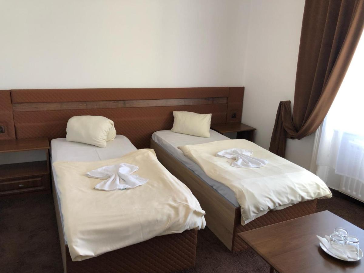 Hotel Piast Cesky Tesin Exterior photo